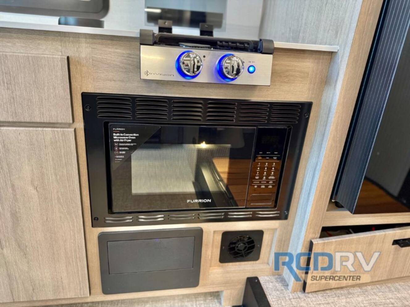 A photo of this 2026 Grand Design Lineage Series M 25TK