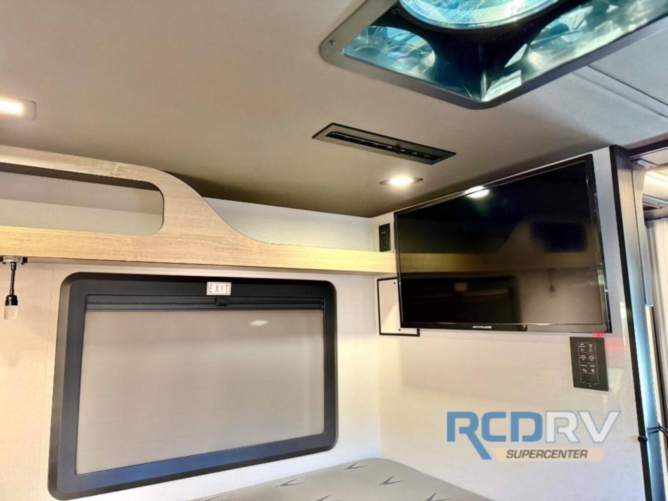 A photo of this 2026 Grand Design Lineage Series M 25TK