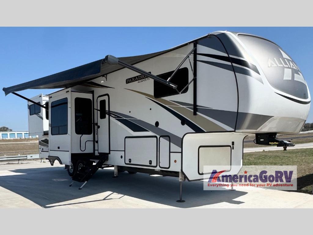 2021 Alliance Rv Paradigm 365RD in comfort TX