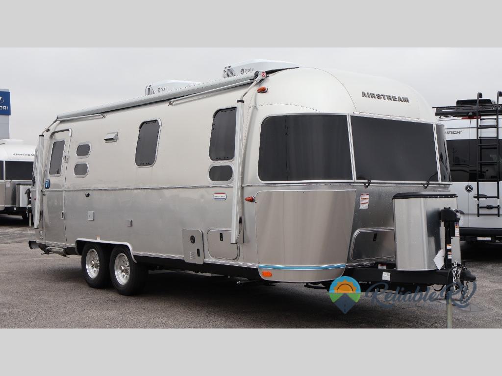 2026 Airstream International 25FB Twin in springfield MO