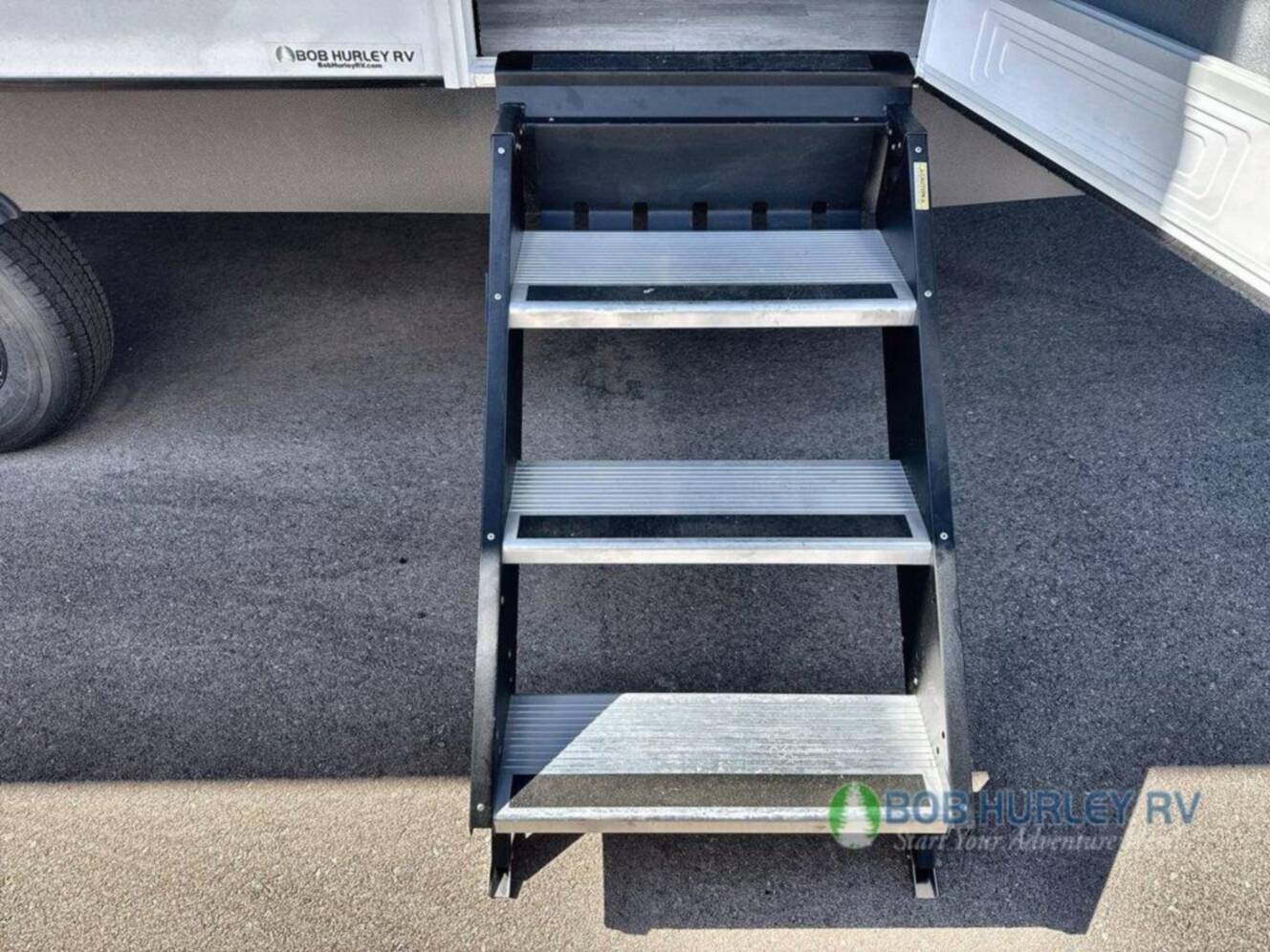 A photo of this 2026 Ember Rv E-Series 22MLQ