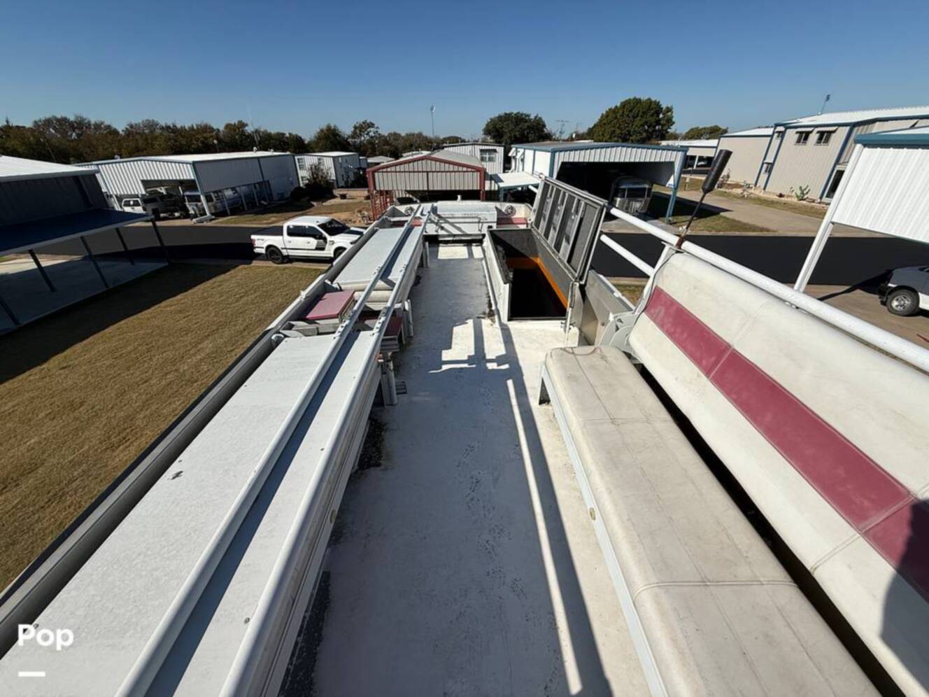 A photo of this 2006 Airstream Skydeck XL XL390