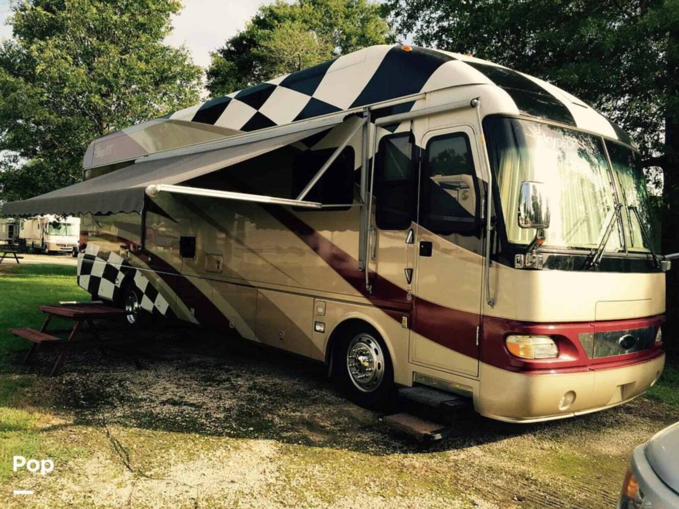 A photo of this 2006 Airstream Skydeck XL XL390
