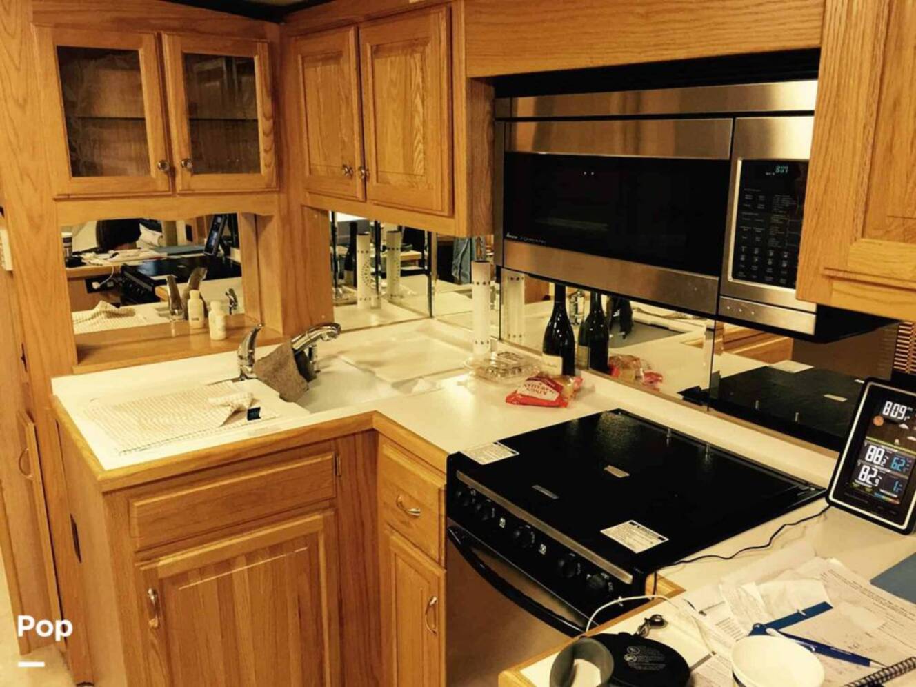 A photo of this 2006 Airstream Skydeck XL XL390