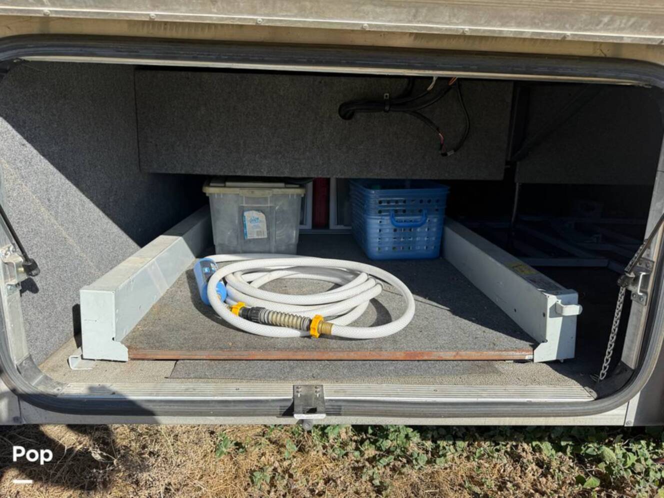 A photo of this 2006 Airstream Skydeck XL XL390