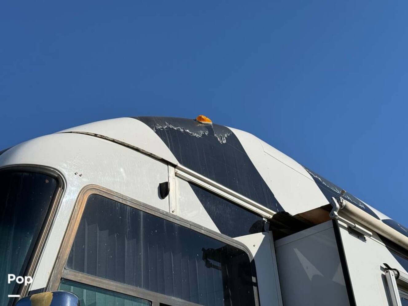 A photo of this 2006 Airstream Skydeck XL XL390