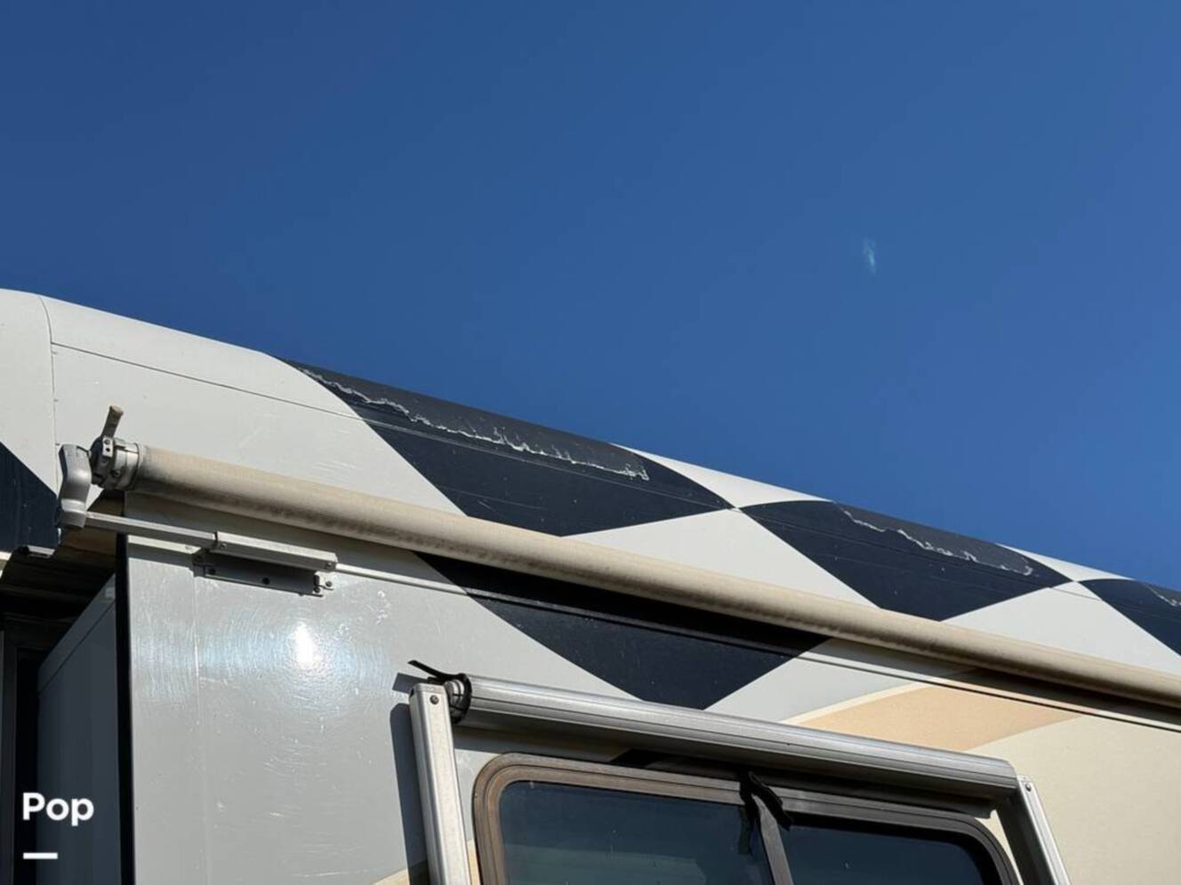 A photo of this 2006 Airstream Skydeck XL XL390