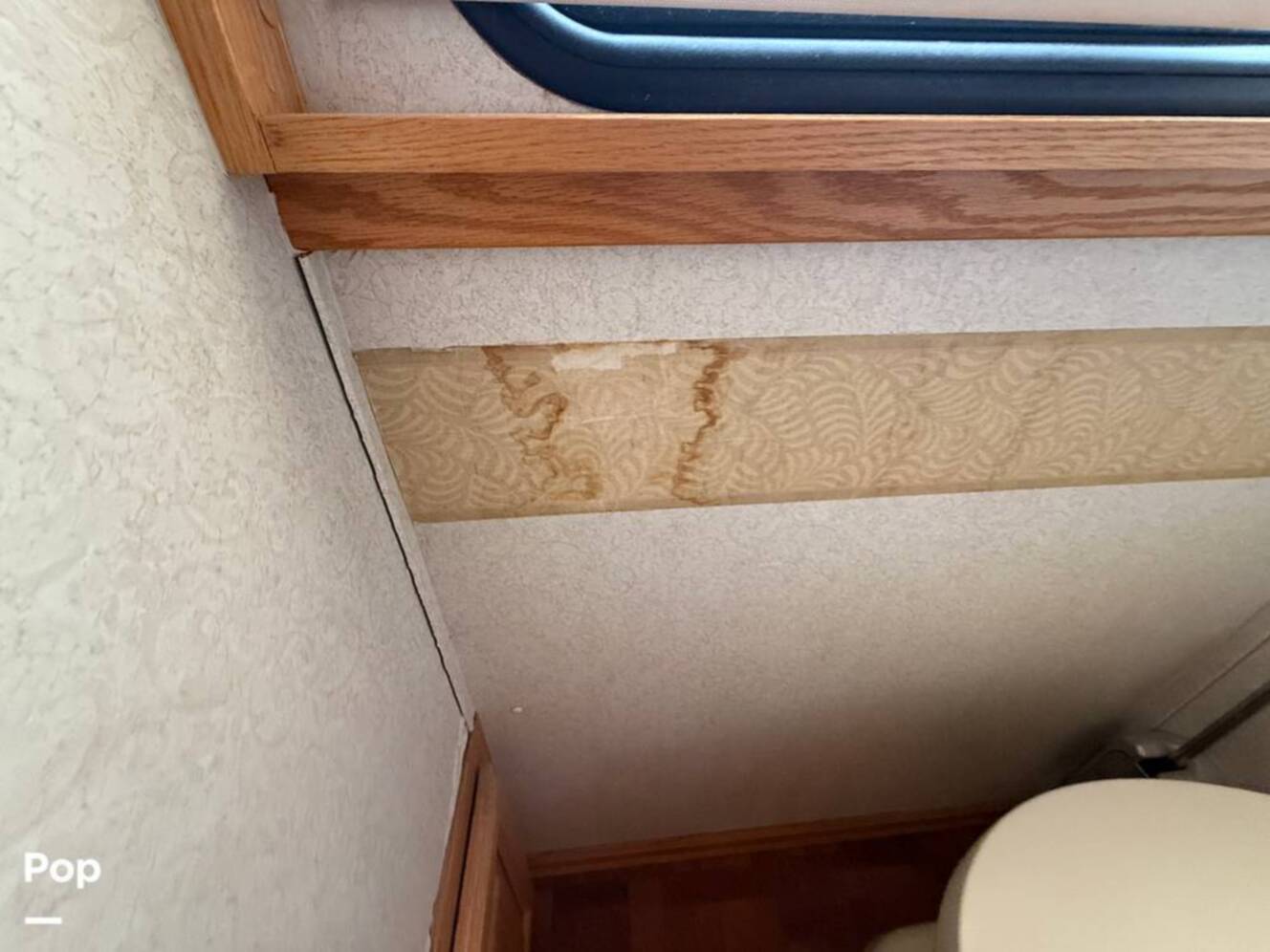 A photo of this 2006 Airstream Skydeck XL XL390
