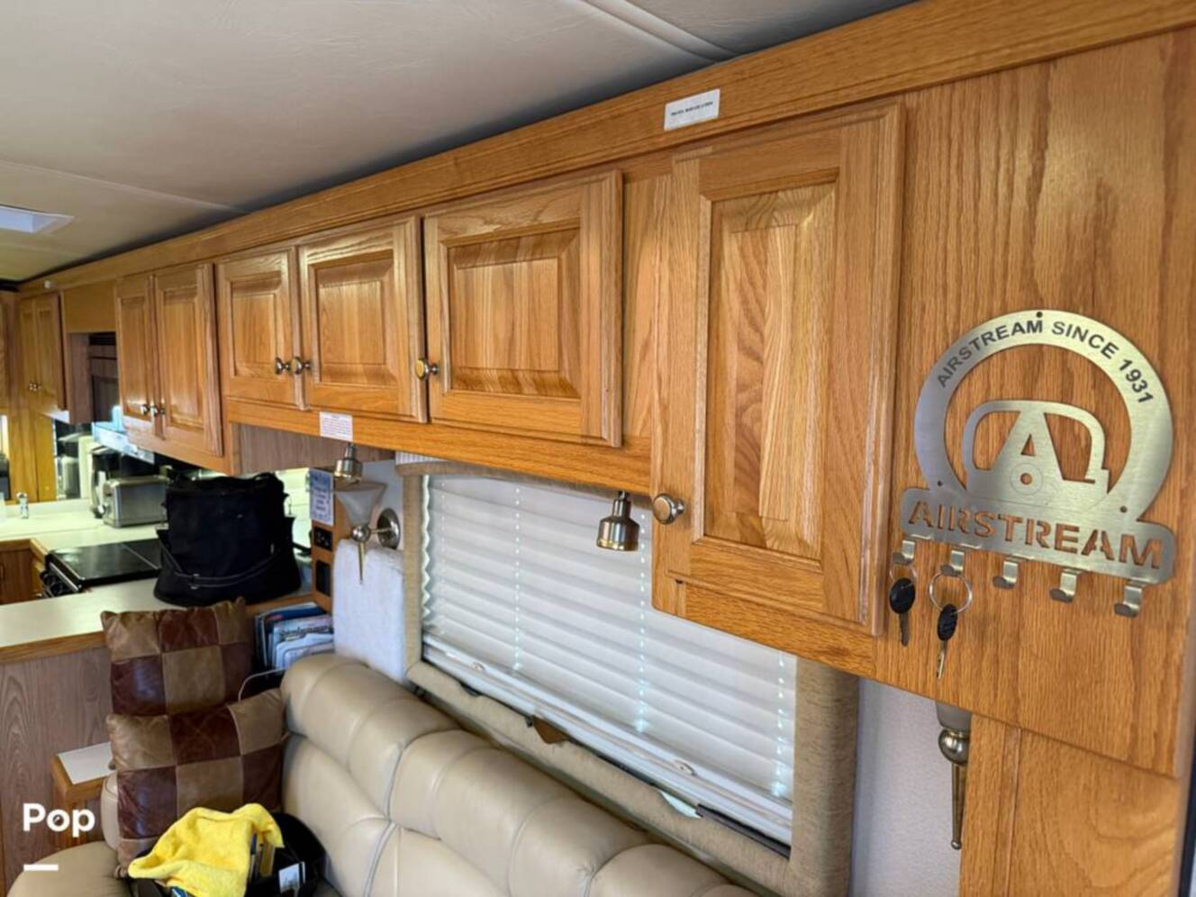 A photo of this 2006 Airstream Skydeck XL XL390