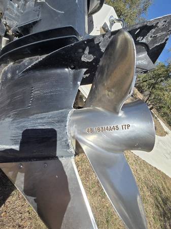 2002 Trophy Walkaround in spring branch TX