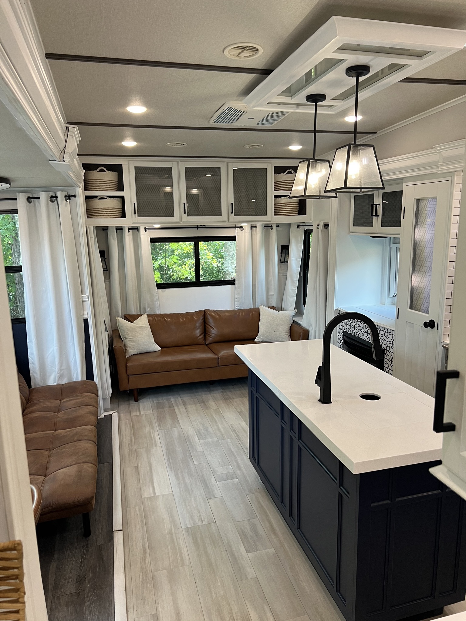 2021 Grand Design SOLITUDE 378MBS-R RV