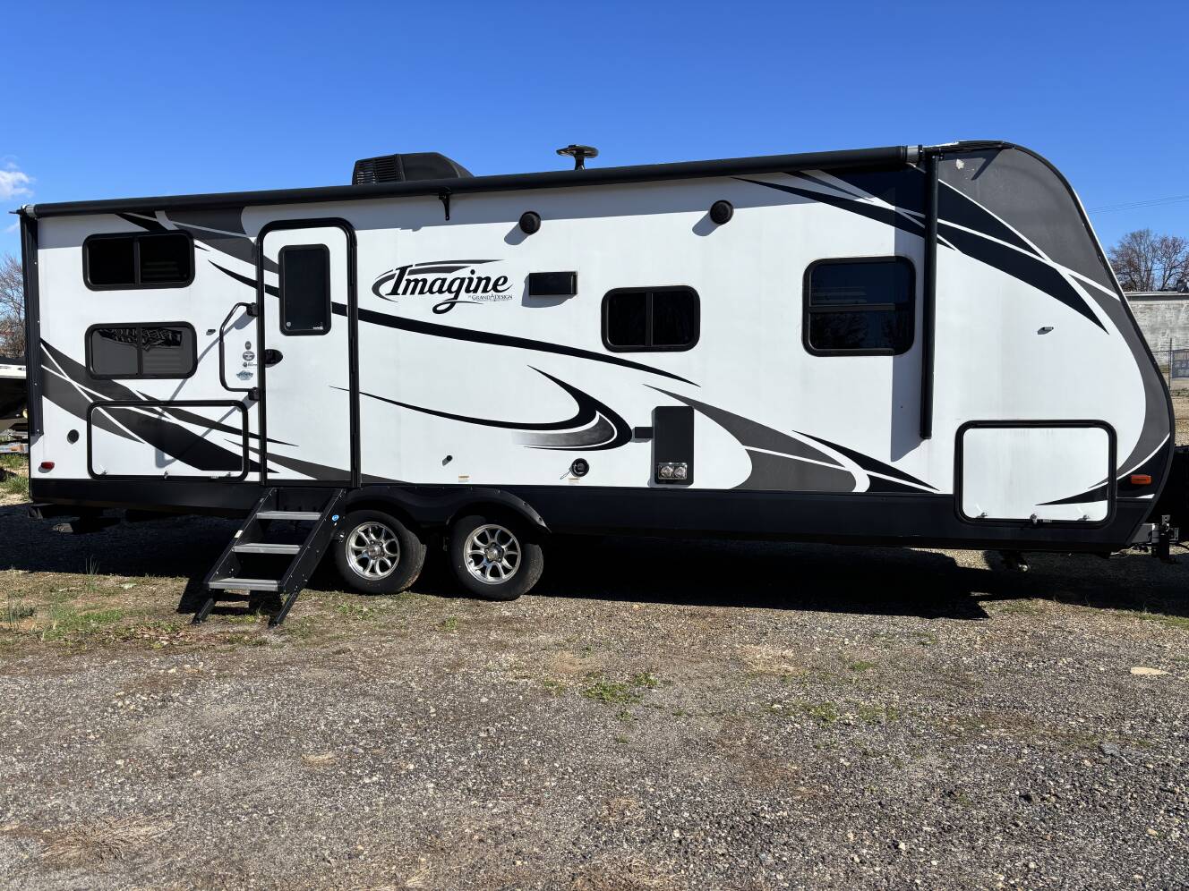 A photo of this 2018 Grand Design IMAGINE 2400BH