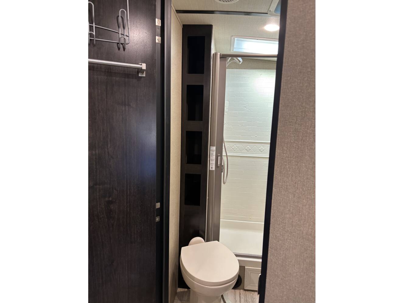 A photo of this 2018 Grand Design IMAGINE 2400BH