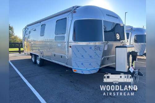 2026 Airstream Flying Cloud 27FB Twin in georgetown KY