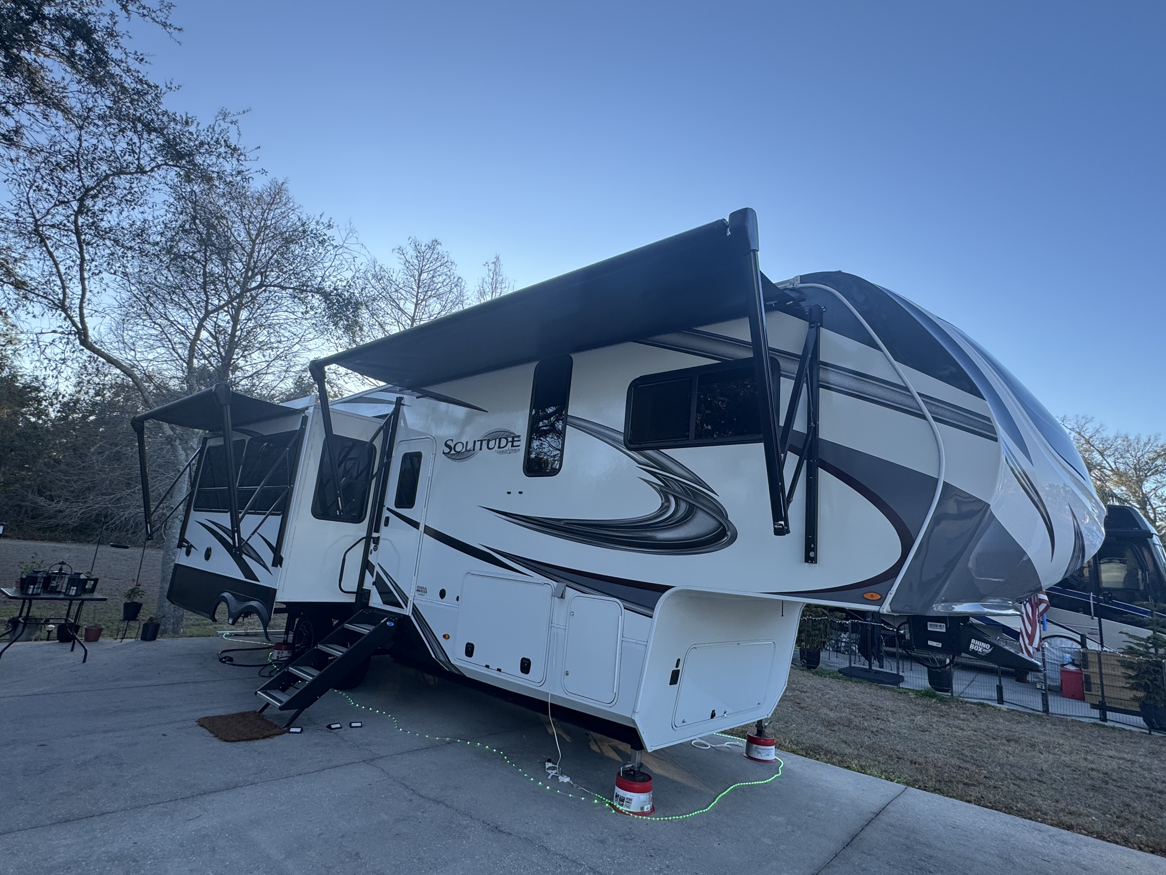 2022 Grand Design SOLITUDE S-CLASS 2930RL in wesley chapel FL