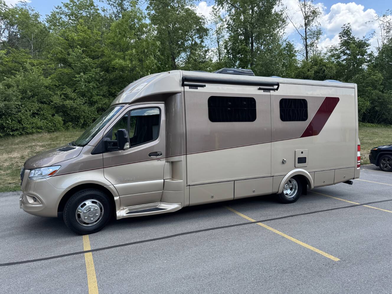 A photo of this 2020 Regency Conversions ULTRA BROUGHAM 25 MB