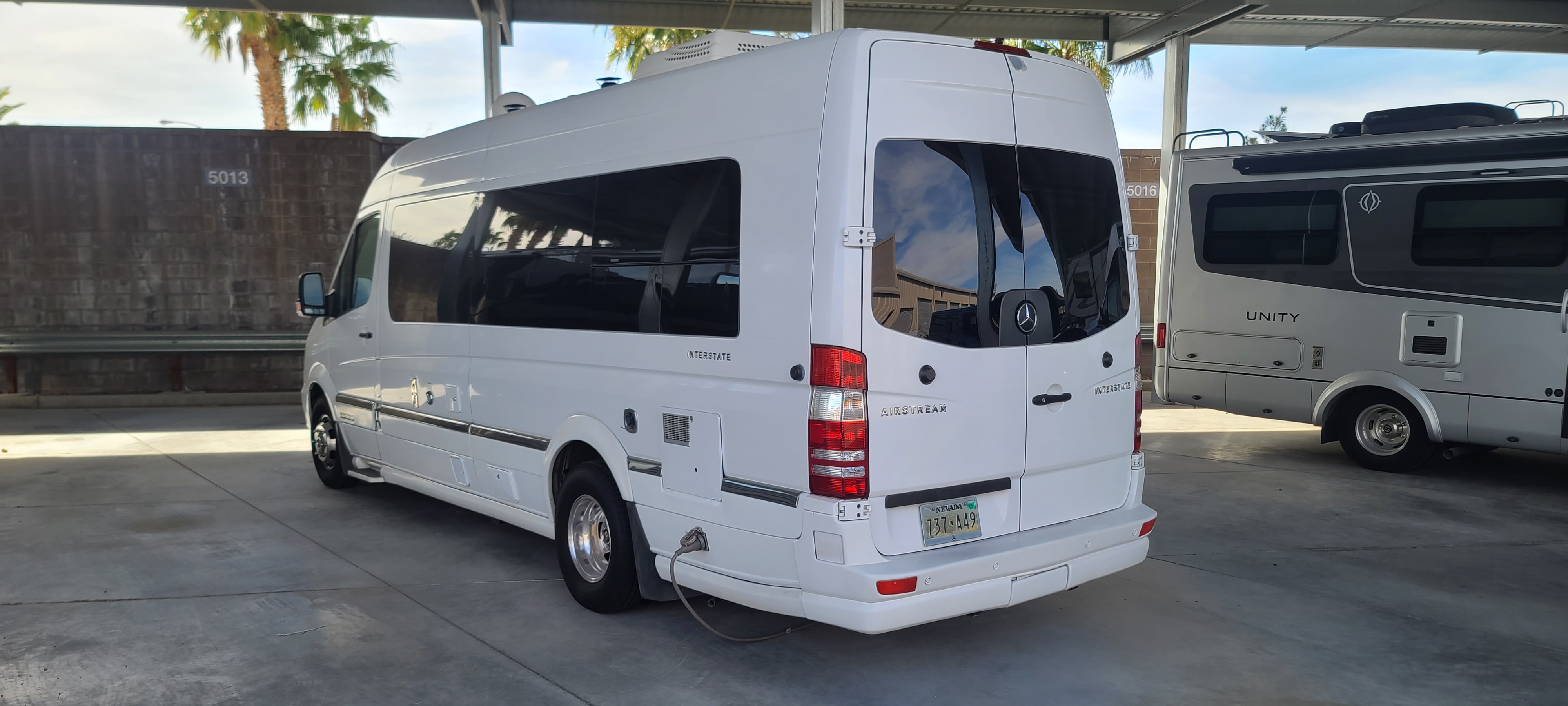 2015 Airstream INTERSTATE GRAND TOUR EXT 3500 4WD in henderson NV