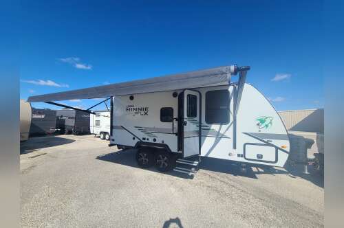 2022 Winnebago MICRO MINNIE FLX 2108FBS in san antonio TX
