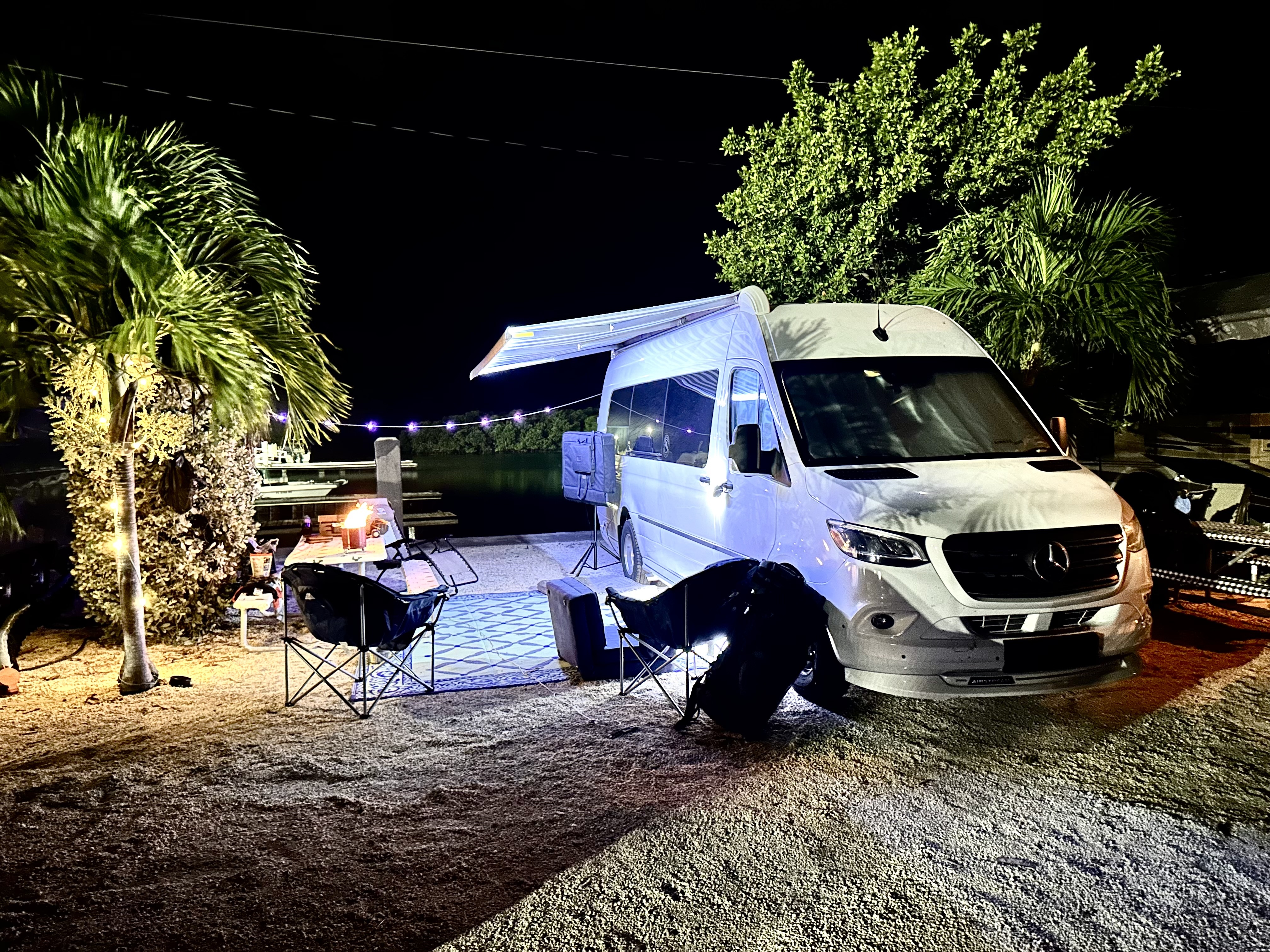 2023 Airstream INTERSTATE TOMMY BAHAMA in highland park IL