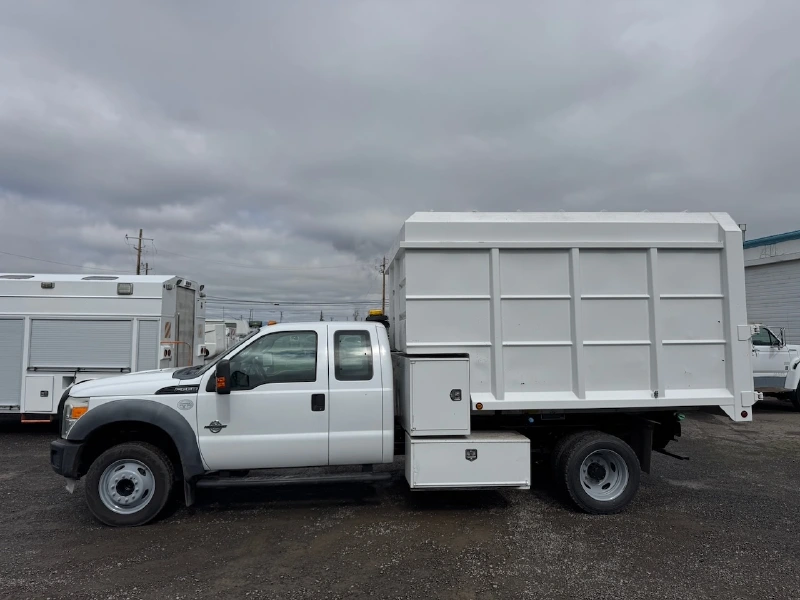 2012 FORD F550