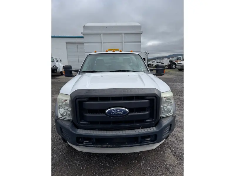 2012 FORD F550