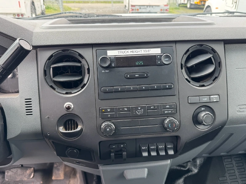 2012 FORD F550