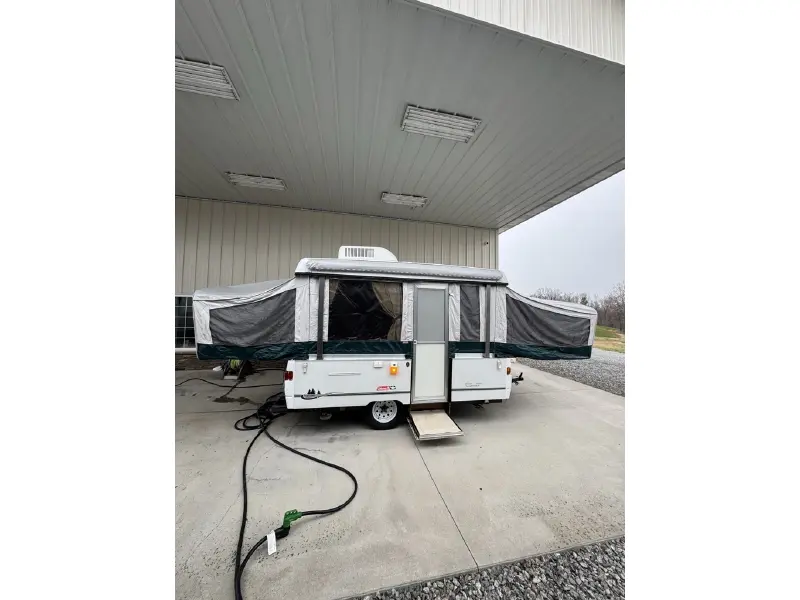 2002 COLEMAN GRAND TOUR SANTA FE