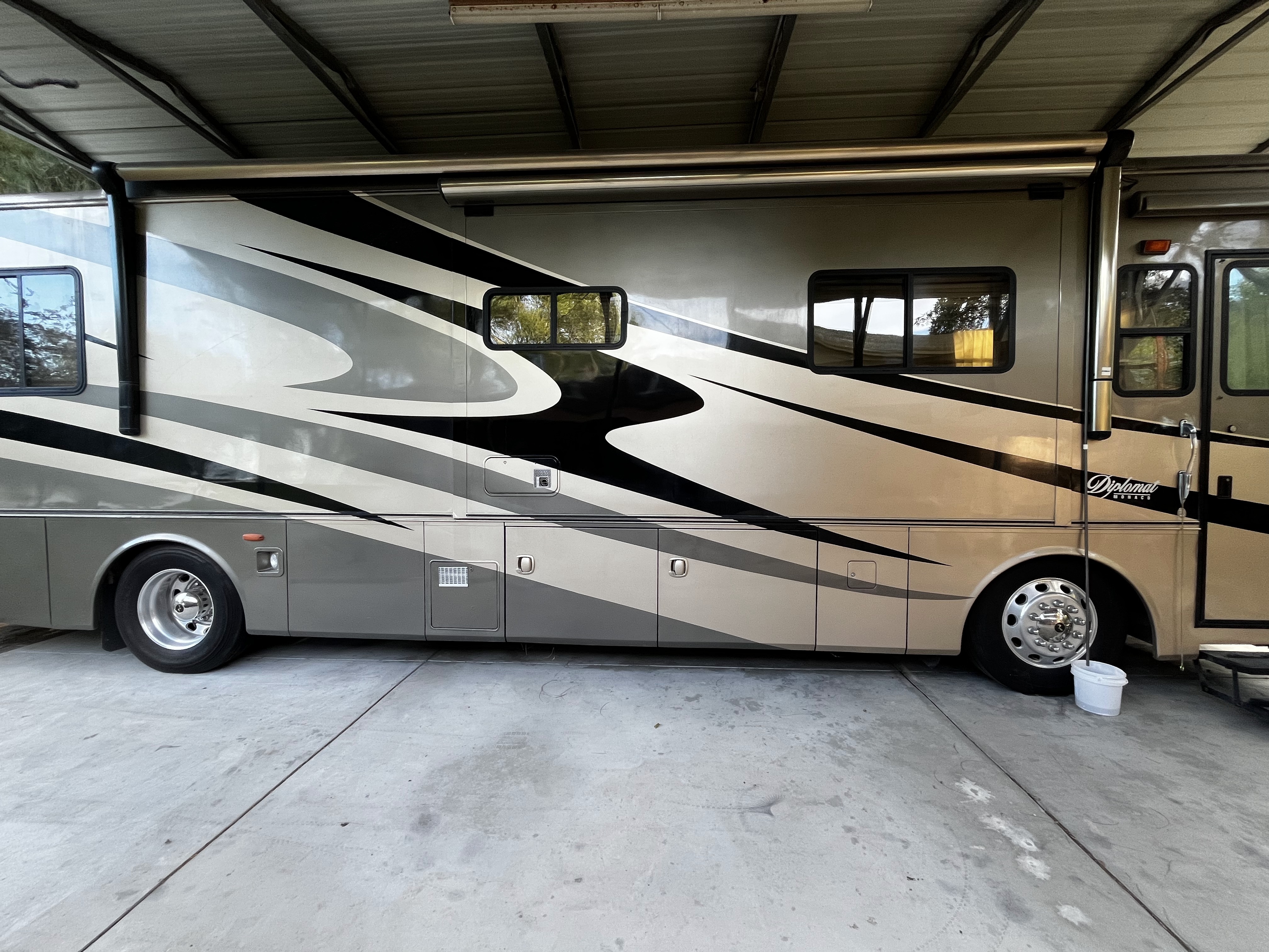 2006 Monaco DIPLOMAT 38PST in brownsville TX