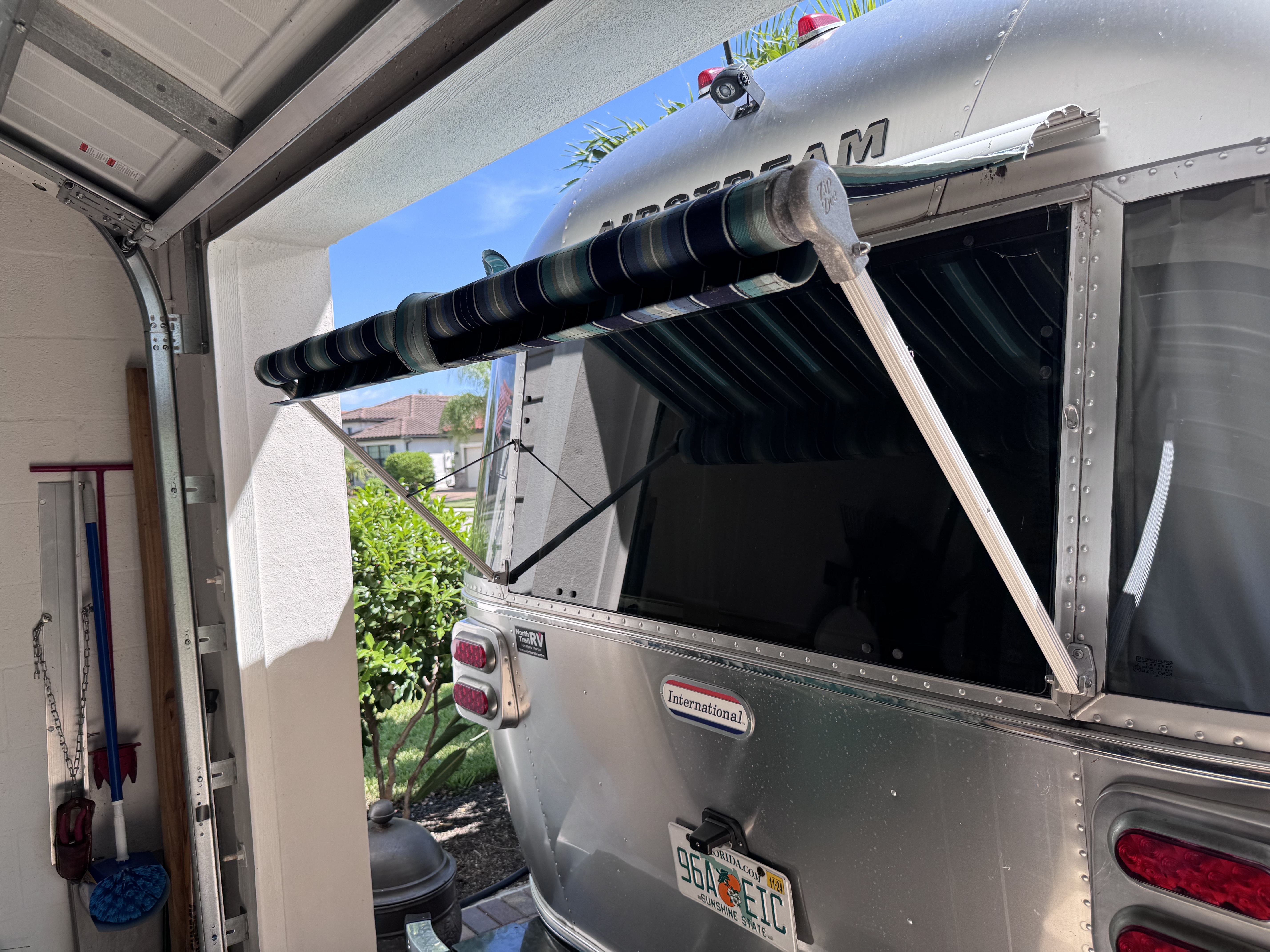 2022 Airstream INTERNATIONAL 27FB TWIN in naples FL