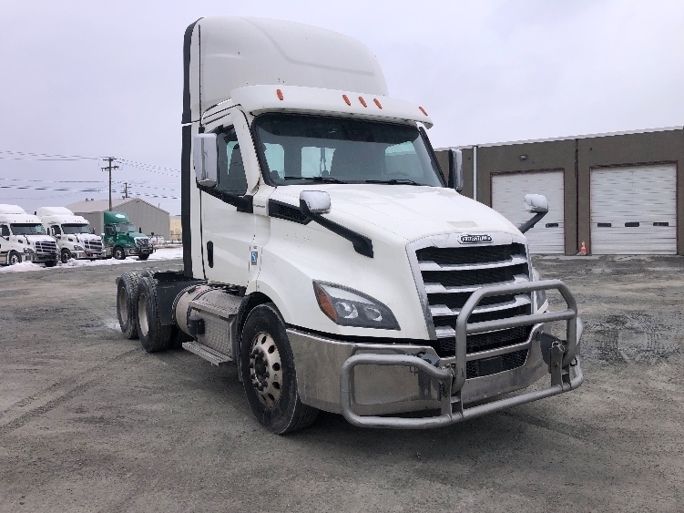 2021 FREIGHTLINER CASCADIA 116 in Guilderland Center, NY