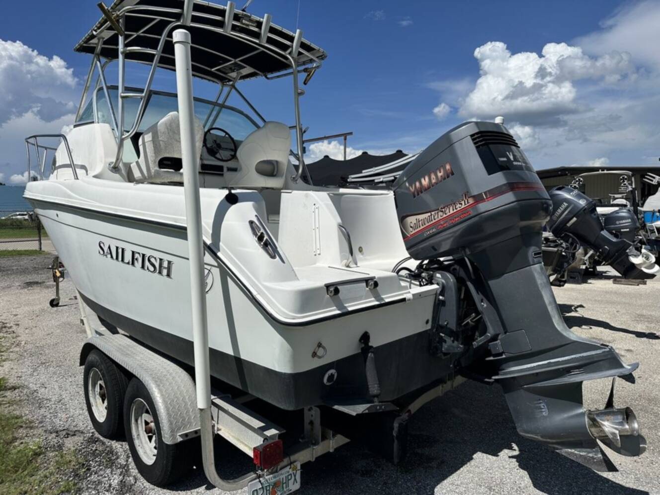 A photo of this 2000 Sailfish SF 234 WA