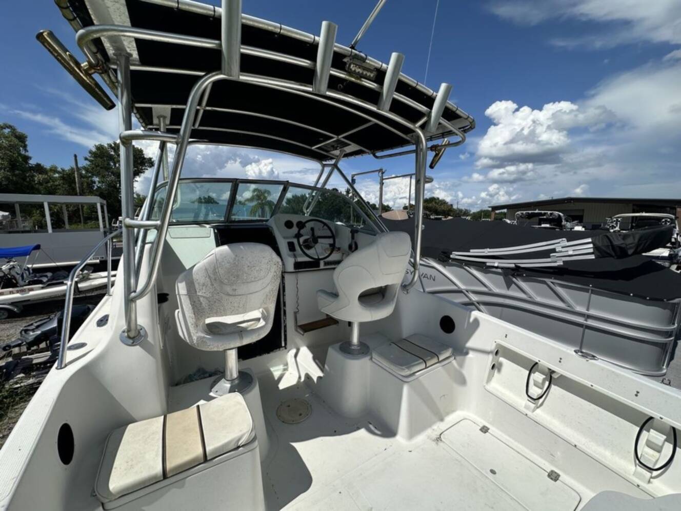 A photo of this 2000 Sailfish SF 234 WA