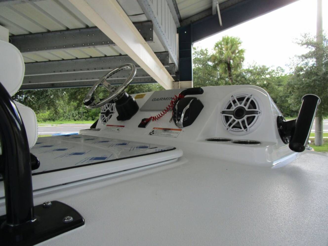 A photo of this 2026 Sportsman Masters 267OE Bay Boat
