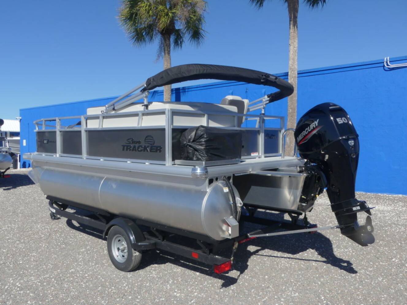 A photo of this 2026 Sun Tracker Bass Buggy® 16 XL Select