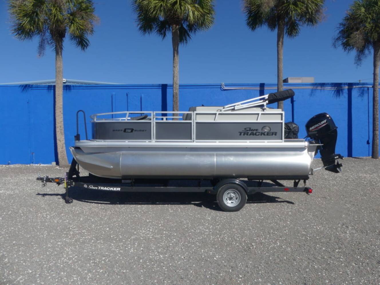 A photo of this 2026 Sun Tracker Bass Buggy® 16 XL Select