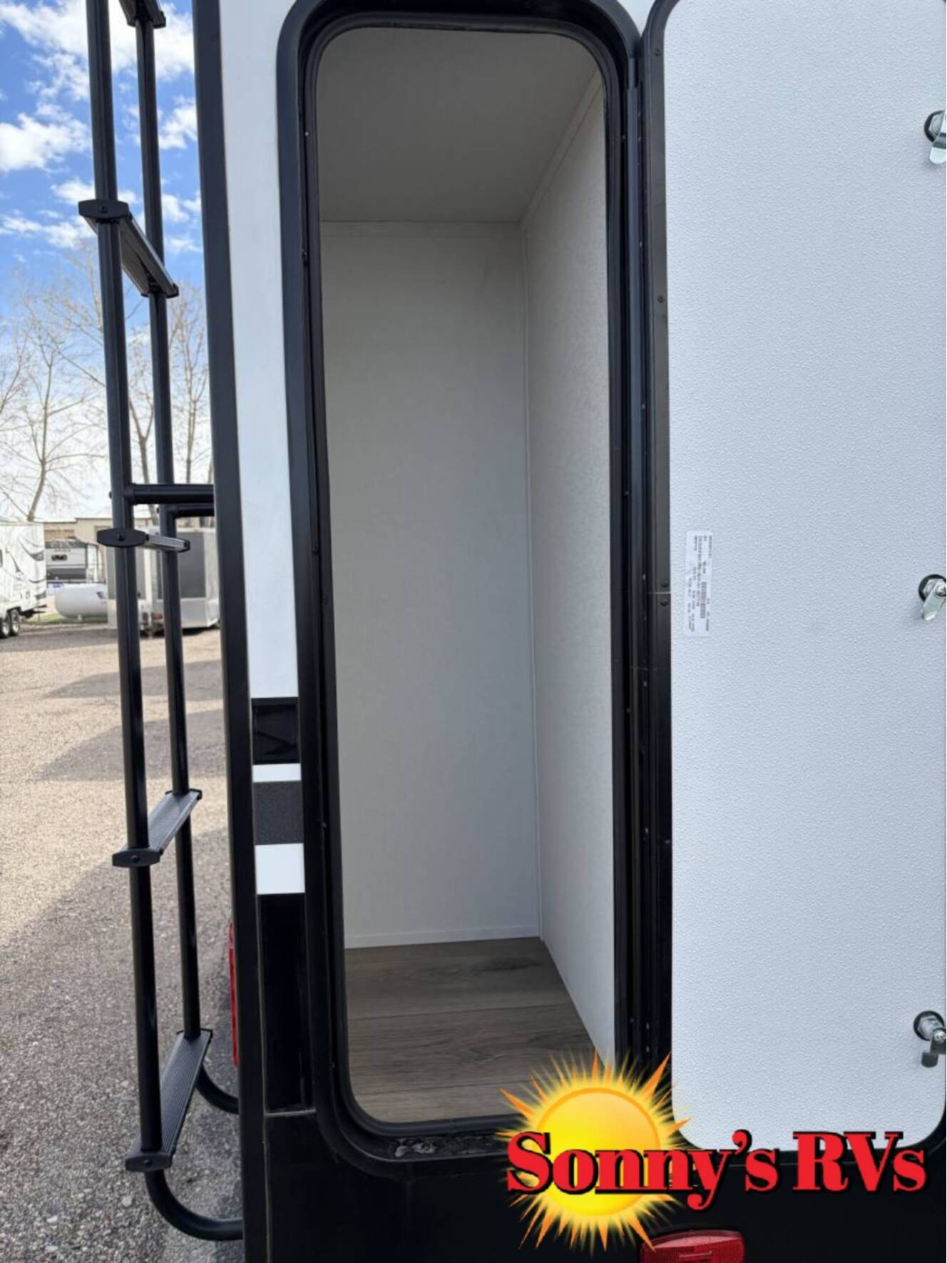 A photo of this 2026 Grand Design Reflection 100 Series 32BH