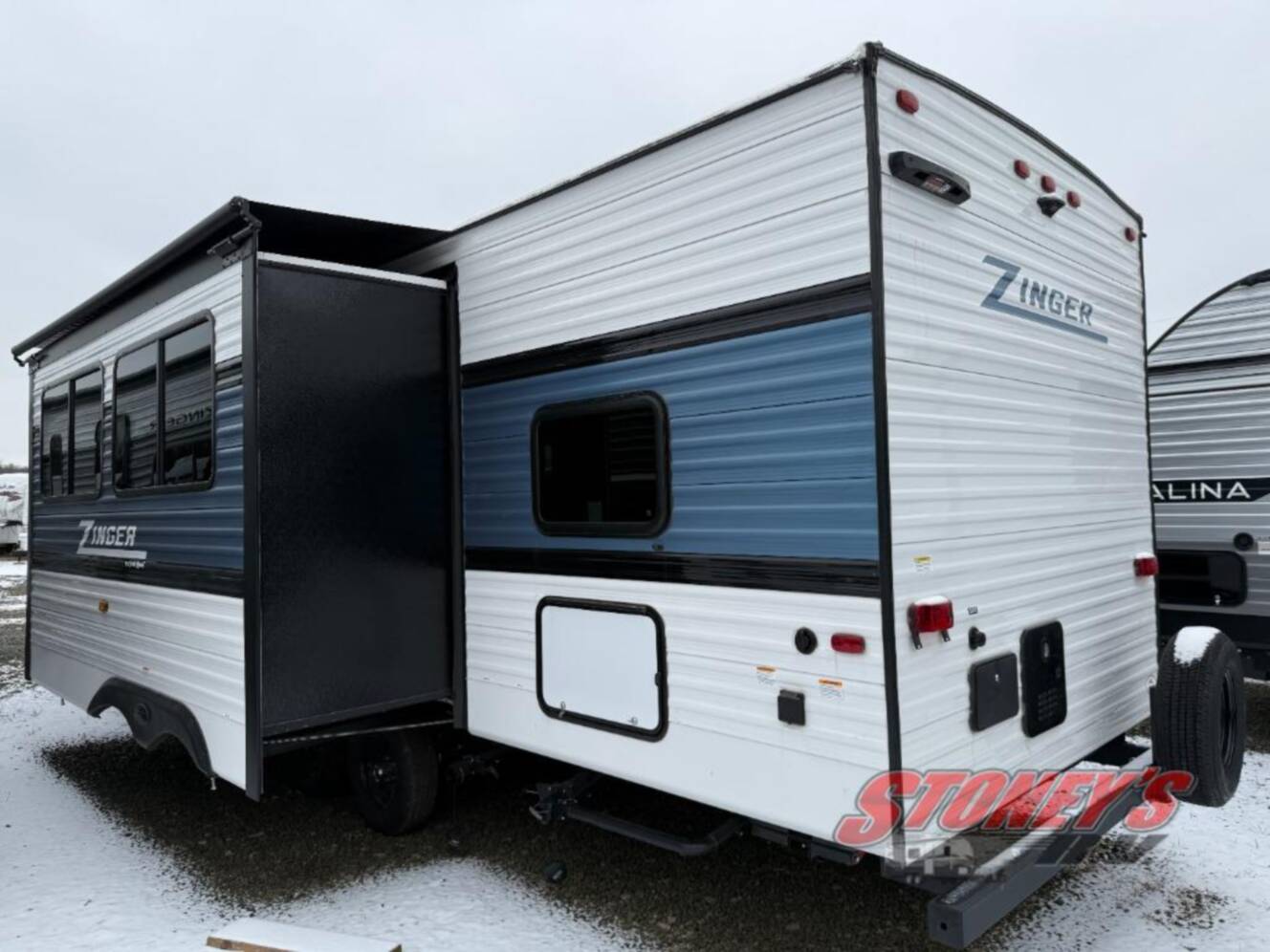 A photo of this 2025 Crossroads Zinger 270BH