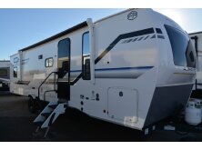 2025 Forest River Cherokee Alpha Wolf 280QBS Review image
