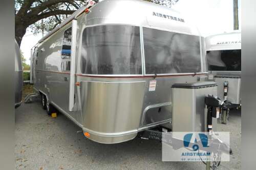 2026 Airstream Stetson + 6666 Special Edition Queen Bed in gulfport MS