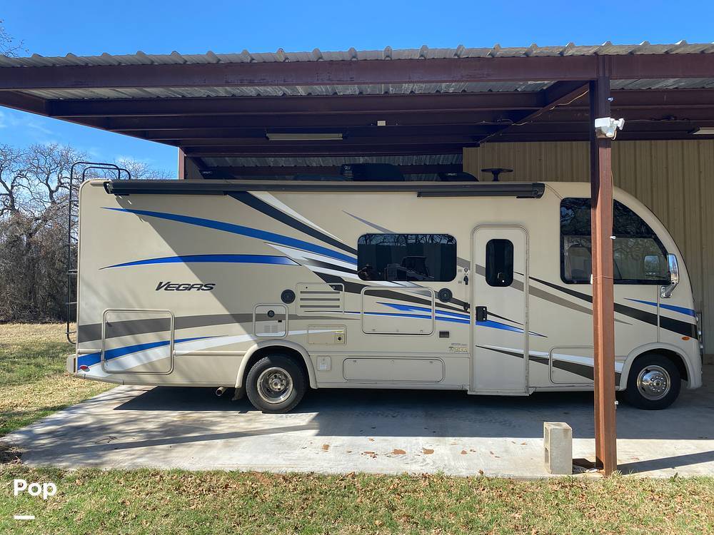 2018 Thor Motor Coach Vegas 25.4 in granbury TX