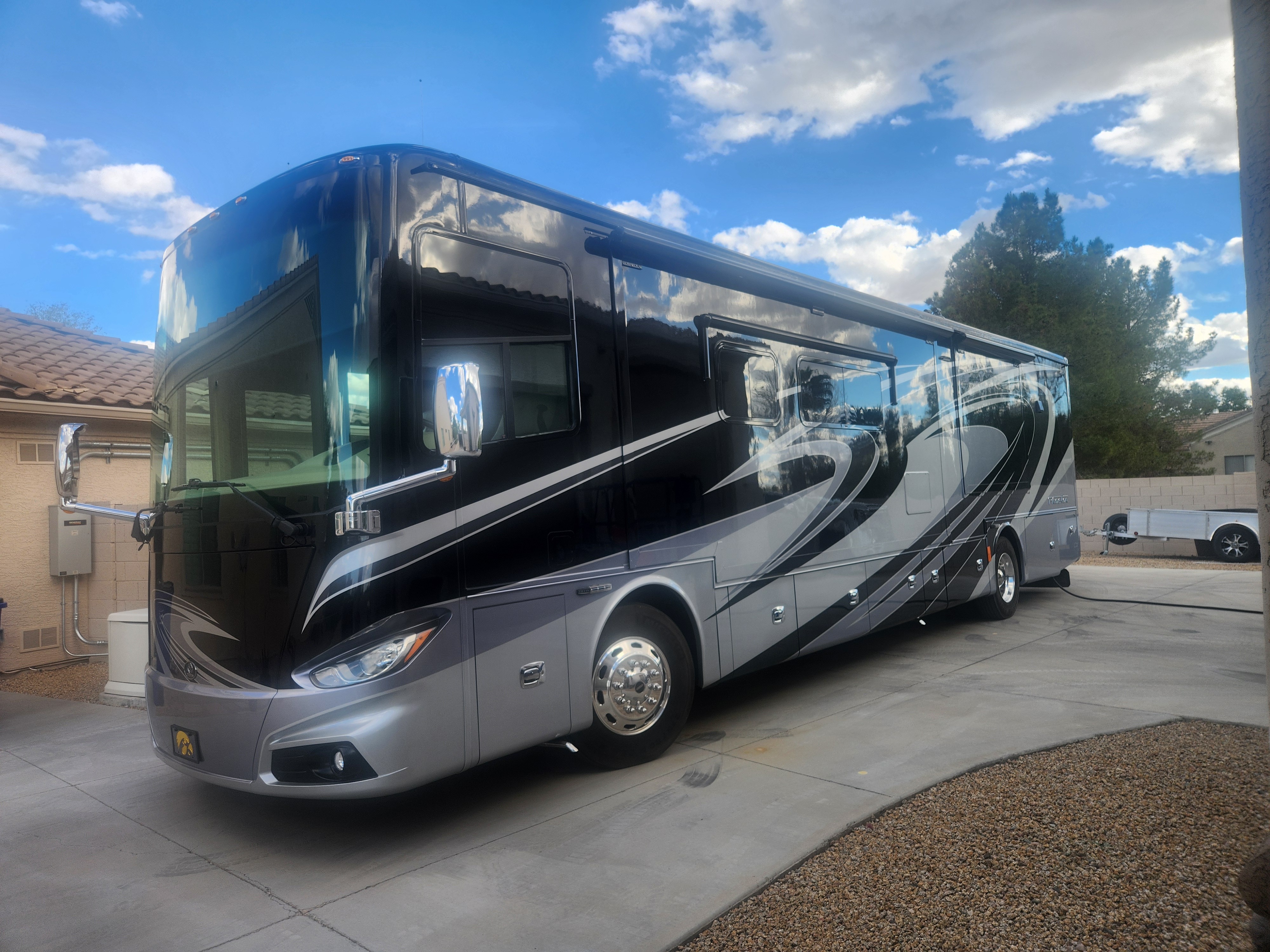 2016 Tiffin Motorhomes PHAETON 40 QBH RV