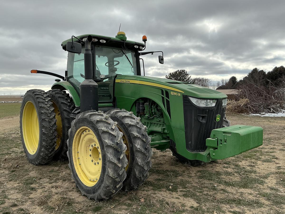 2012 JOHN DEERE 8310R in Hazelton, ID