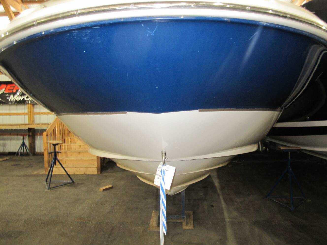 A photo of this 2004 Sea Ray 240 SUNDECK