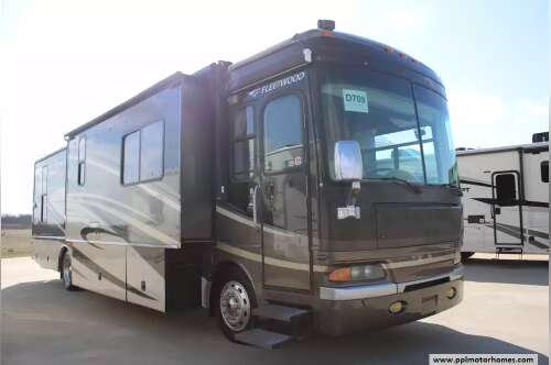 2007 Fleetwood Providence 39S in cleburne TX