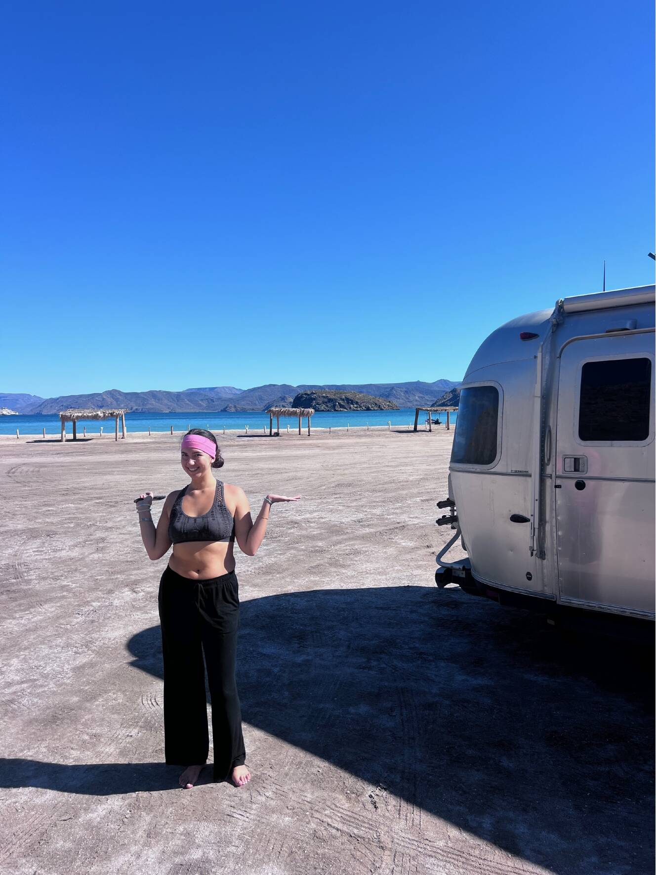 A photo of this 2015 Airstream INTERNATIONAL SERENITY 27FB