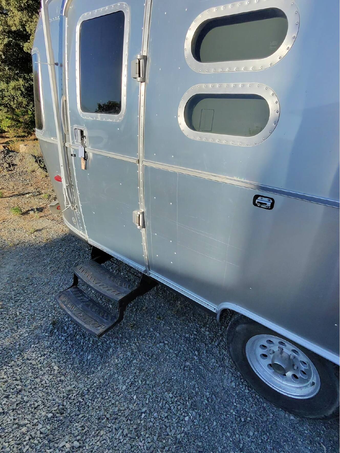 A photo of this 2015 Airstream INTERNATIONAL SERENITY 27FB