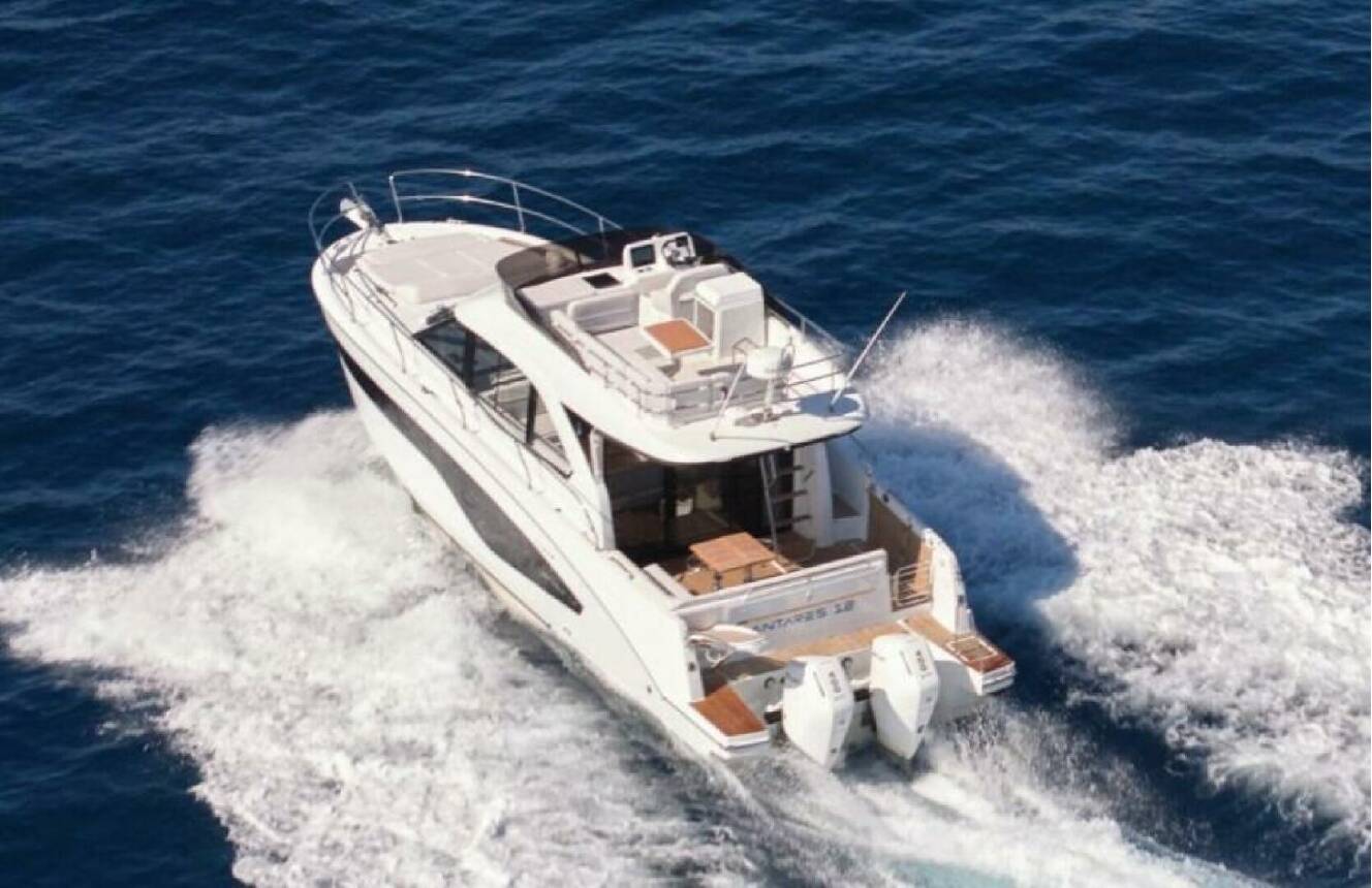 A photo of this 2026 Beneteau Antares 12