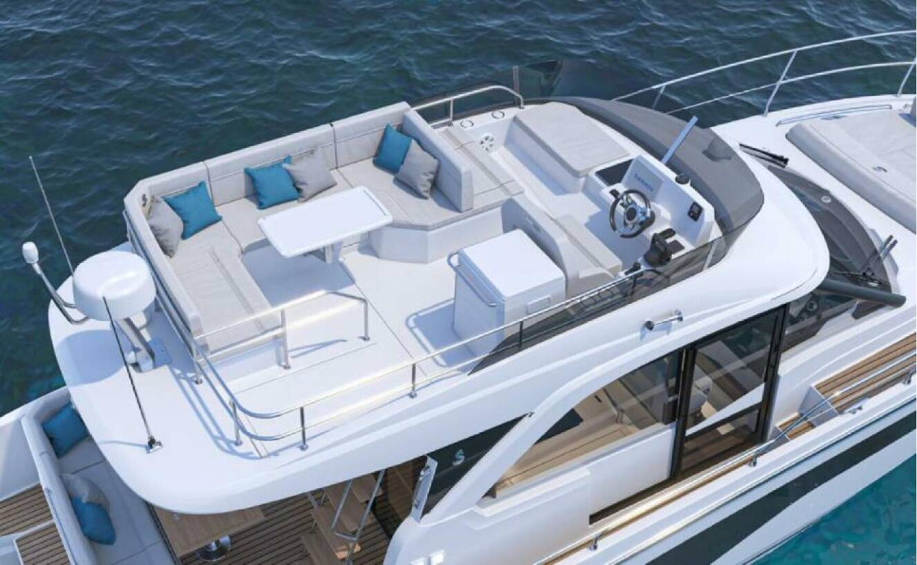 A photo of this 2026 Beneteau Antares 12