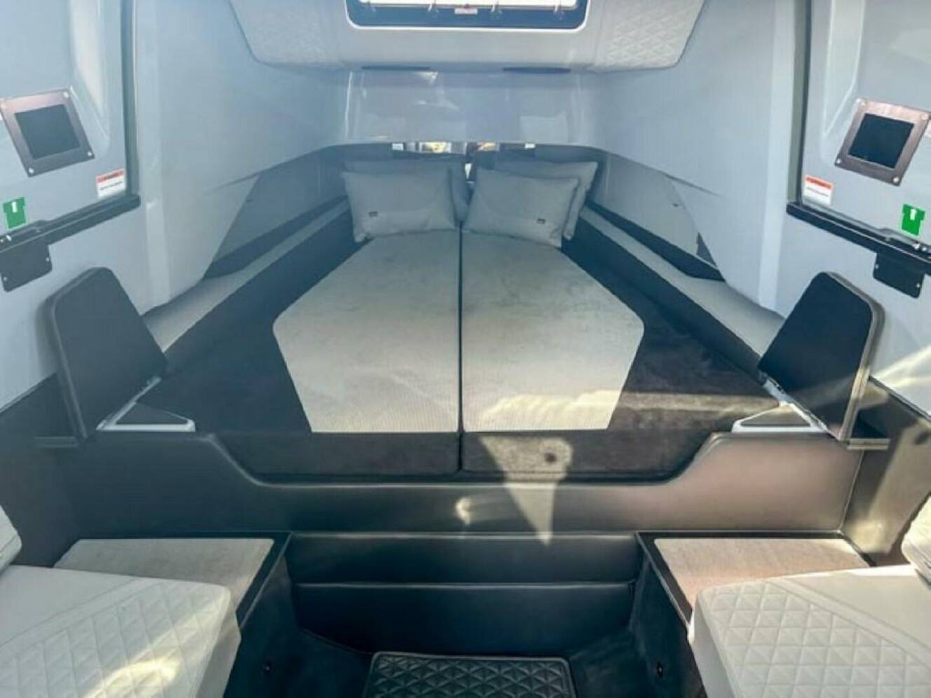A photo of this 2024 Brabus Shadow 900XC