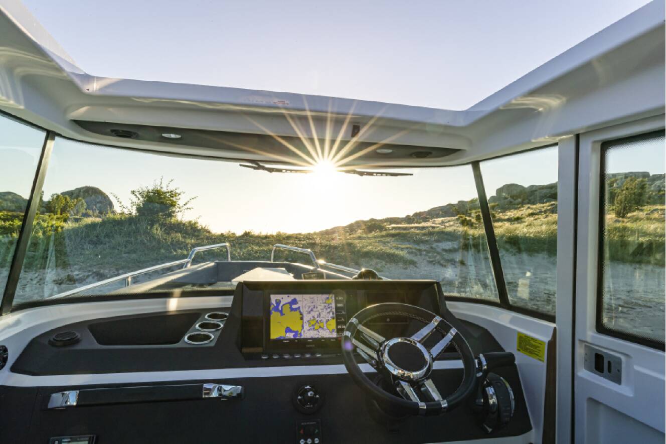 A photo of this 2022 Axopar 28 CABIN